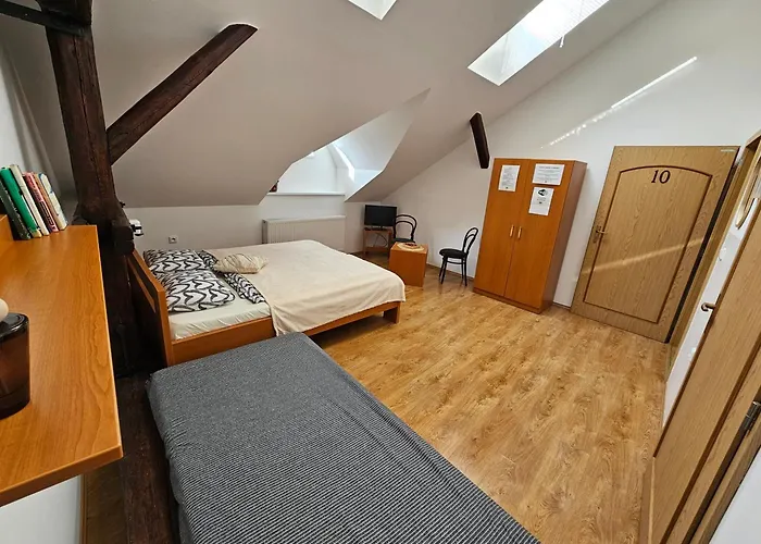 Gasthof Podzamci 3*